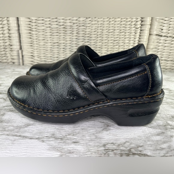 B.O.C. by Born Peggy Black Leather Clog Women's Size US 10/ EU 42 - Picture 2 of 8